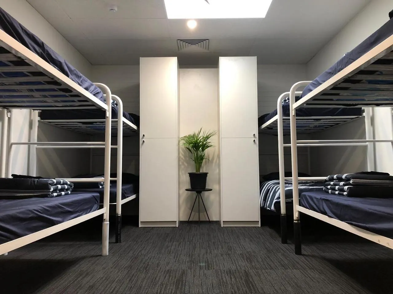Spinners Hostel 퍼스